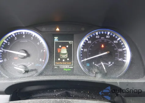 2019 Toyota Highlander Limited Platinum from USA, damaged, VIN 5TDDZRFH3KS985189